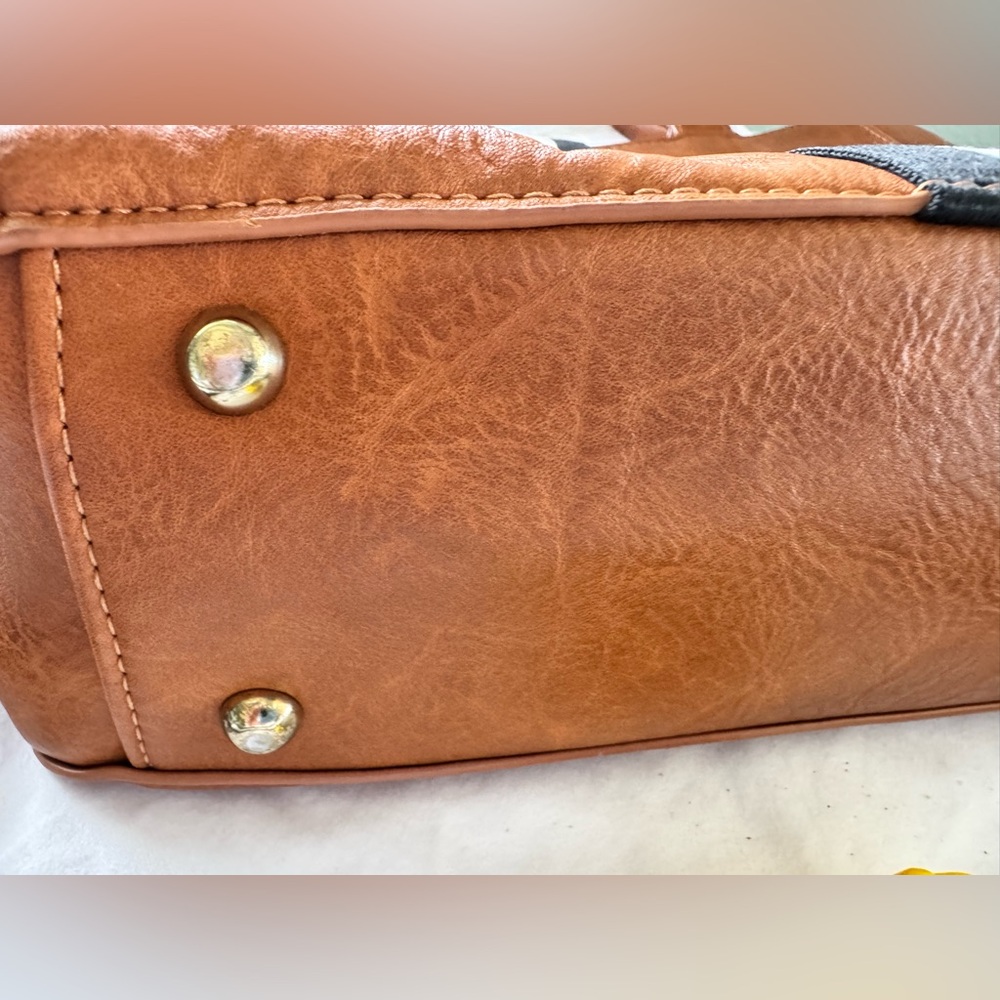 Social Threads x Motherchic Camel Stripe Tote Bag Convertible Crossbody Satchel - Picture 6 of 16